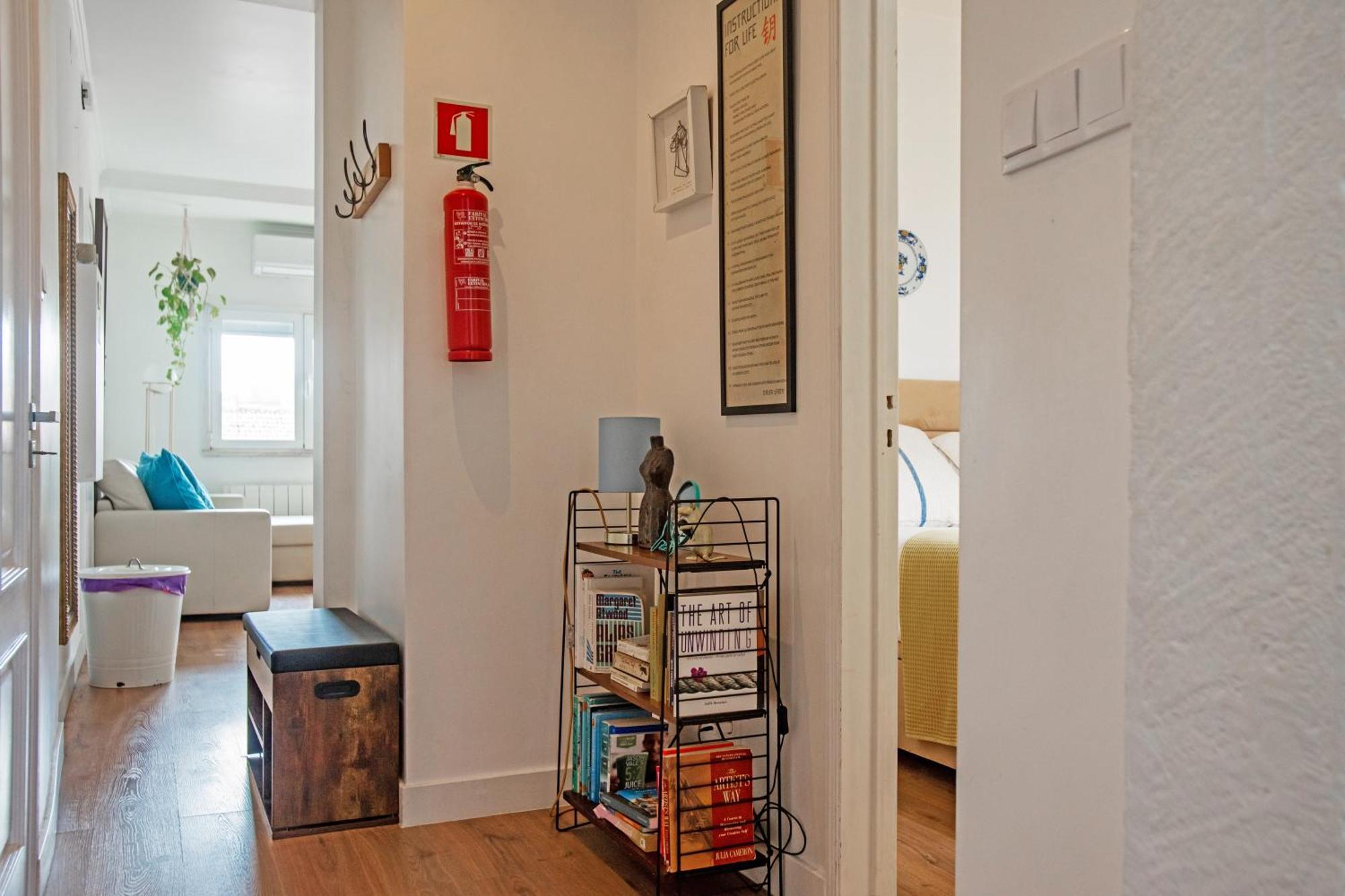 Bright Apartment In リスボン エクステリア 写真